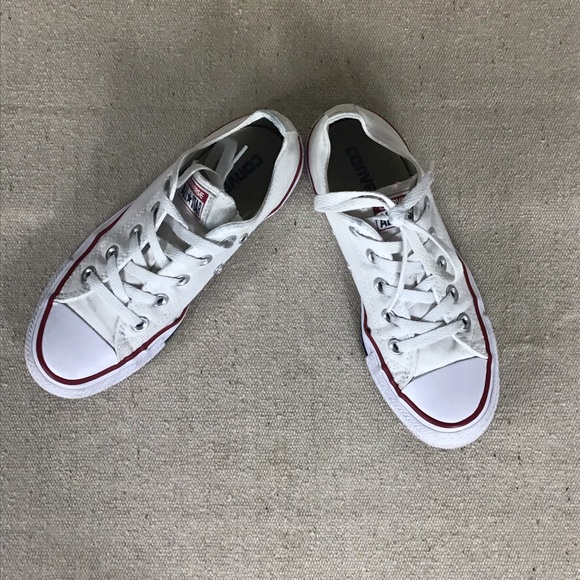 ❌SOLD❌Chuck Taylor All Stars low tops white - Picture 4 of 8